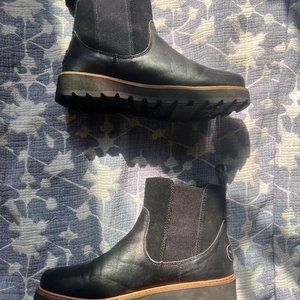 ROXY Ankle-high Leather Booties